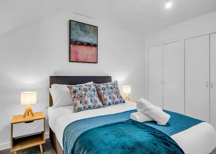 Spital Stay - Sja Stays - Modern 3 Bed Apartment